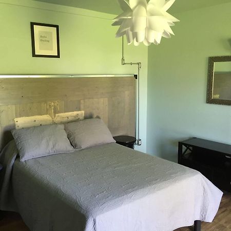 Rooms At The Pecan Olmito Kültér fotó